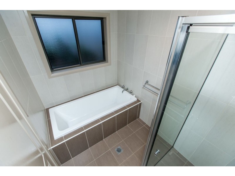 78 Atherton Crescent, Tatton NSW 2650