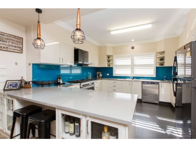 16 Morundah Street, Wagga Wagga NSW 2650