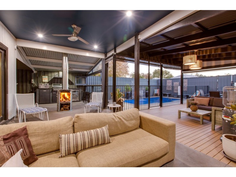 16 Morundah Street, Wagga Wagga NSW 2650