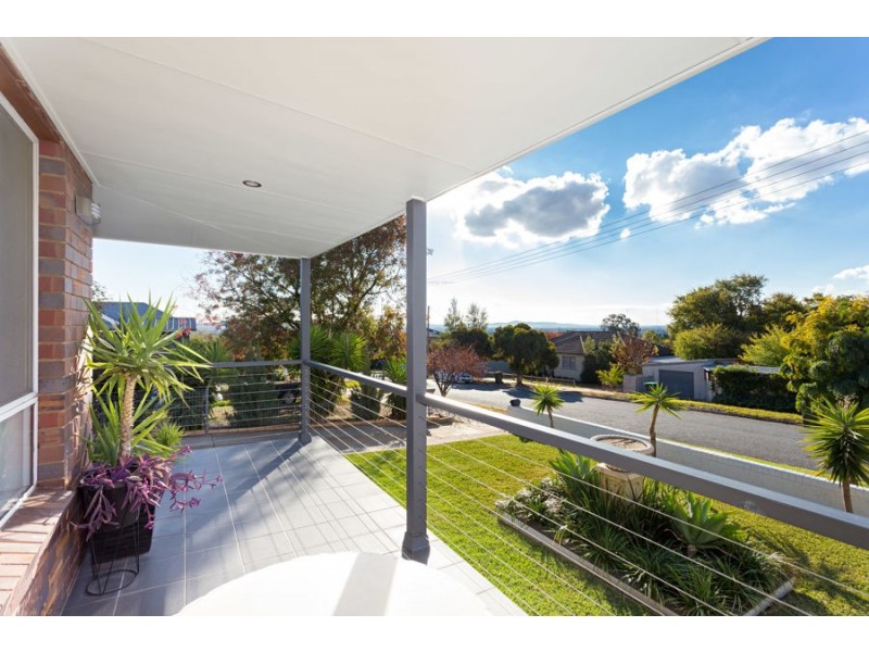 16 Hodson Avenue, Turvey Park NSW 2650