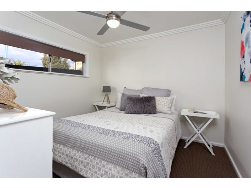 16 Hodson Avenue, Turvey Park NSW 2650