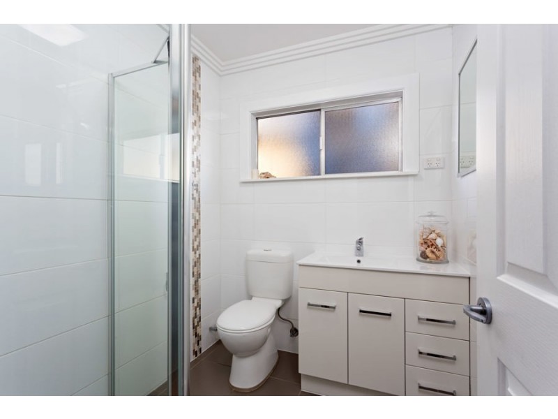 16 Hodson Avenue, Turvey Park NSW 2650