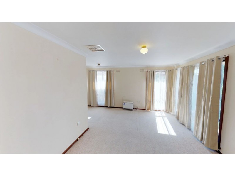 44 Fairbairn Crescent, Kooringal NSW 2650