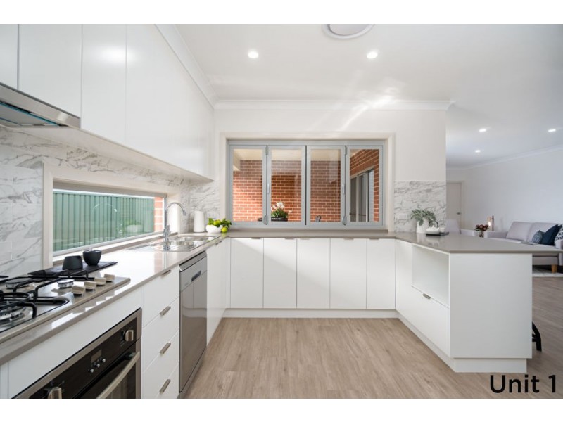 1 & 2/65 Bourke Street, Turvey Park NSW 2650