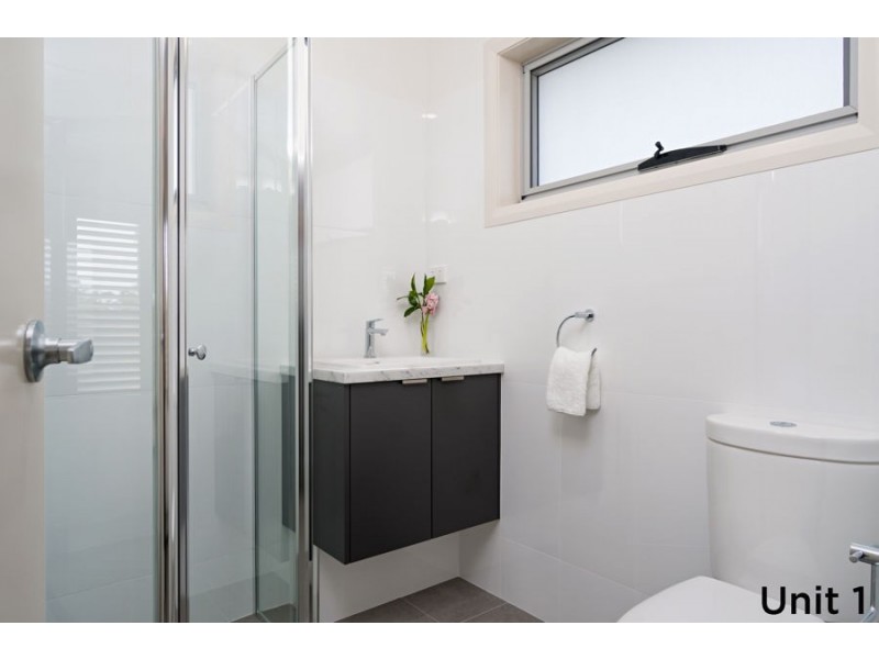 1 & 2/65 Bourke Street, Turvey Park NSW 2650