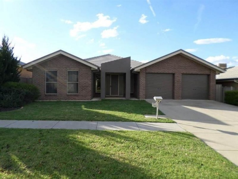 Address available upon request, Glenfield Park NSW 2650