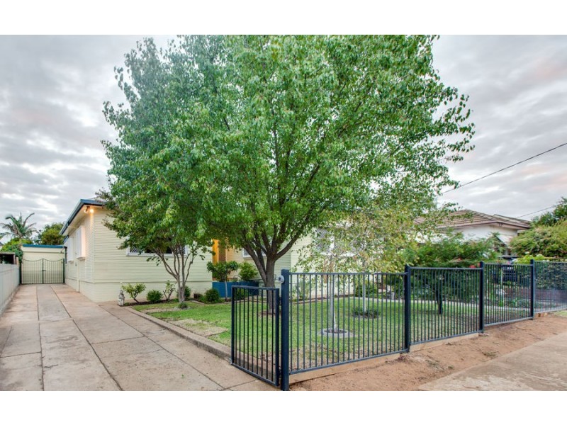 13 Tucker Street, Turvey Park NSW 2650