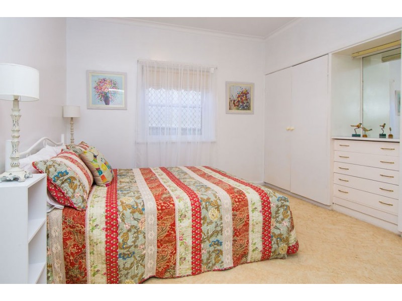 13 Tucker Street, Turvey Park NSW 2650