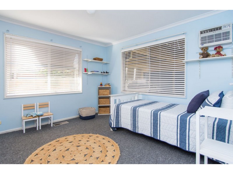 13 Tucker Street, Turvey Park NSW 2650