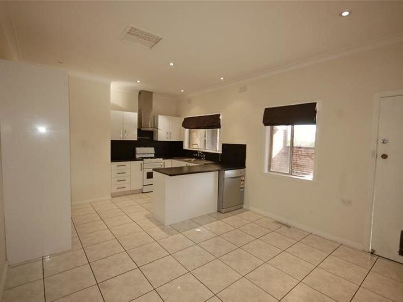 7 Anne Street, Tolland NSW 2650