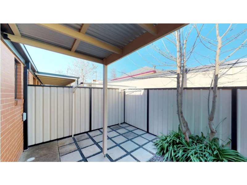 4/2-4 Macquarie Street, Mount Austin NSW 2650