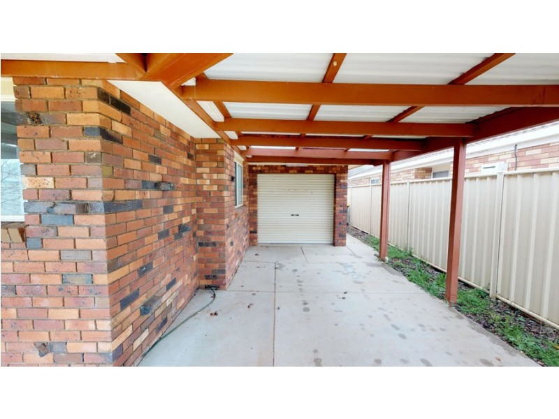 29 Grevillea Crescent, Lake Albert NSW 2650