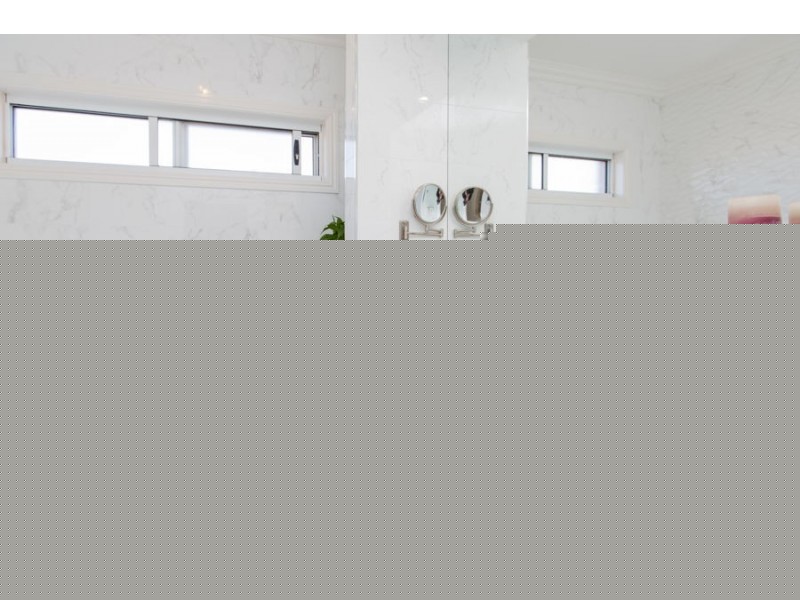5 St Aubins Place, Bourkelands NSW 2650