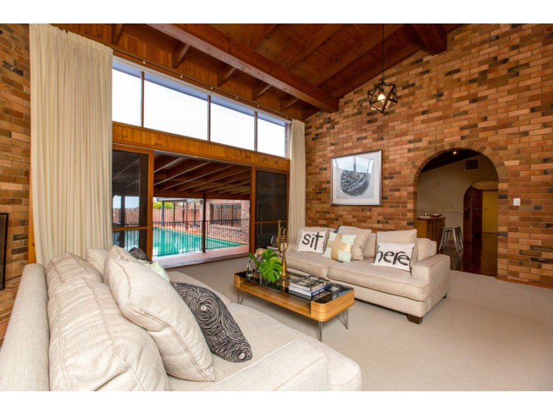 4 Bellevue Parade, Kooringal NSW 2650