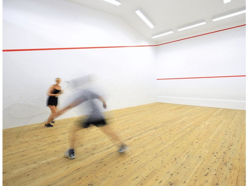 4 Bellevue Parade, Kooringal NSW 2650