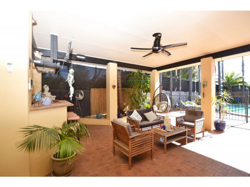 18 Overdale Drive, Bourkelands NSW 2650