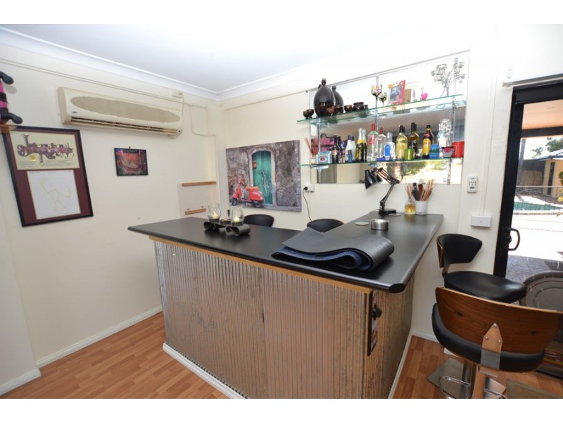 18 Overdale Drive, Bourkelands NSW 2650