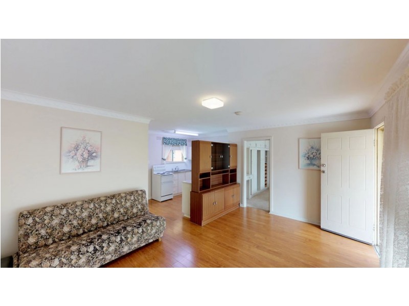 1/33 Bruce Street, Tolland NSW 2650