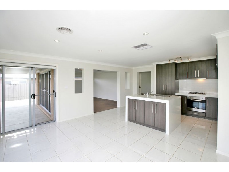 55 Stirling Boulevard, Tatton NSW 2650