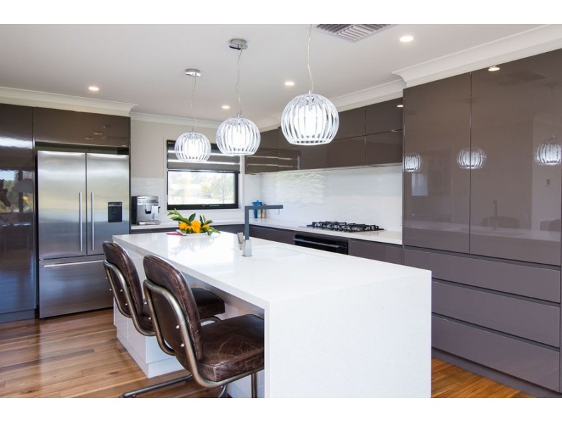5 Peppermint Drive, Springvale NSW 2650
