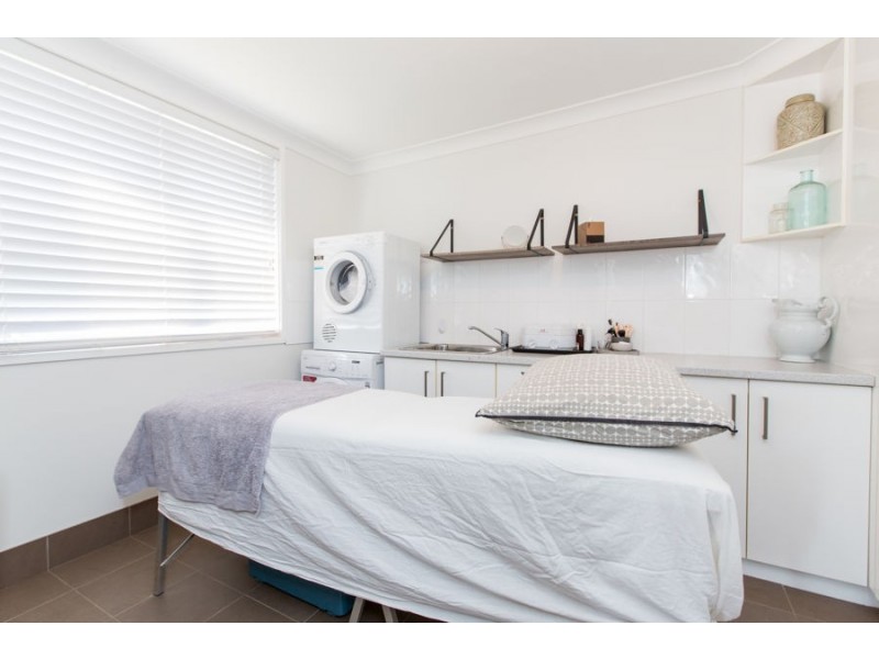 13 Ceduna Street, Mount Austin NSW 2650
