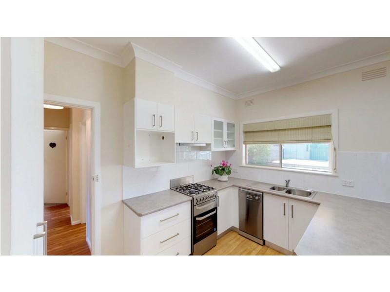 9 Stanley Street, Kooringal NSW 2650