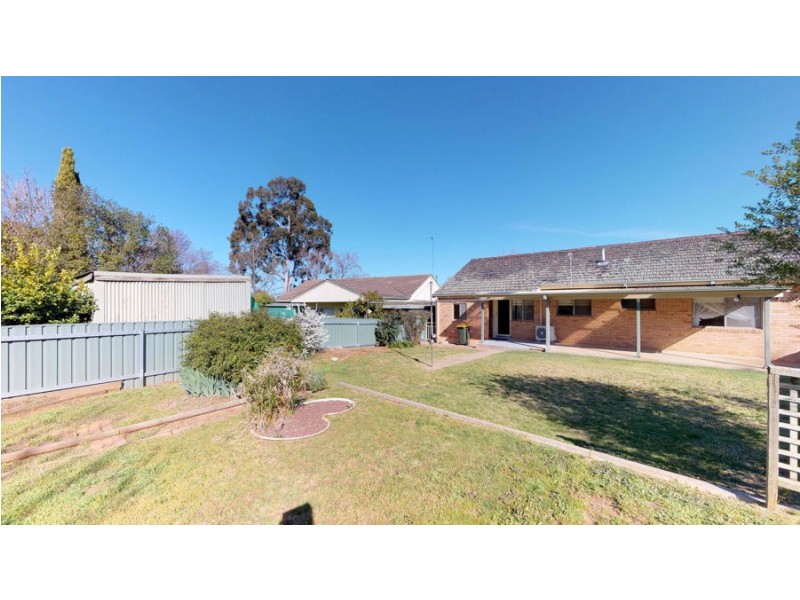 9 Stanley Street, Kooringal NSW 2650