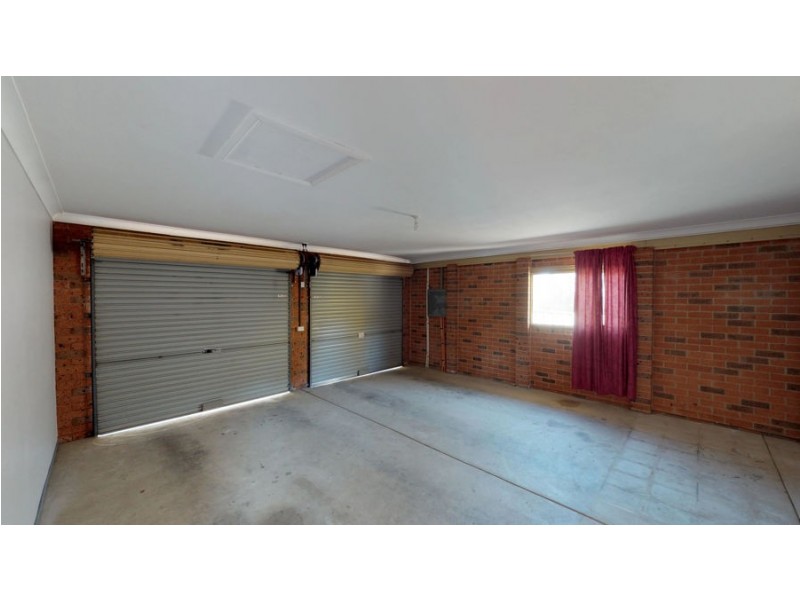 1/8 Kenneally Street, Kooringal NSW 2650