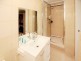 4 Baree Place, Kooringal NSW 2650