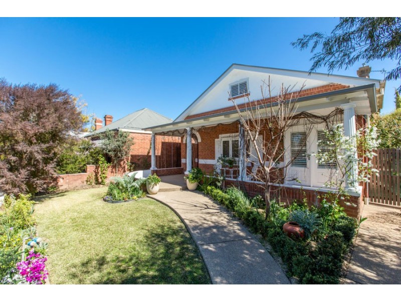 48 Best Street, Wagga Wagga NSW 2650