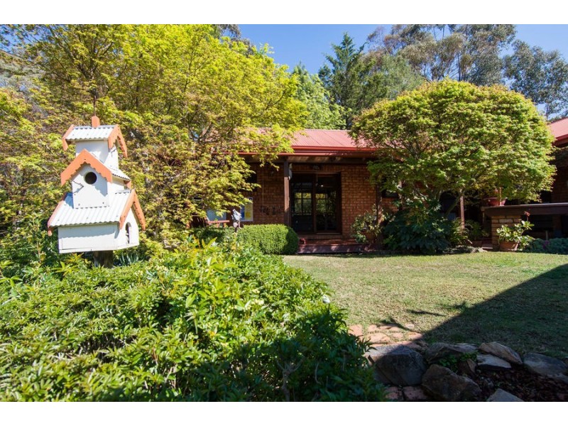 2 Baree Place, Kooringal NSW 2650