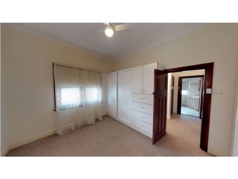 65 Brookong Avenue, Wagga Wagga NSW 2650