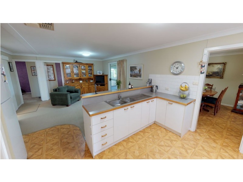 18 Tarcutta Street, Ladysmith NSW 2652