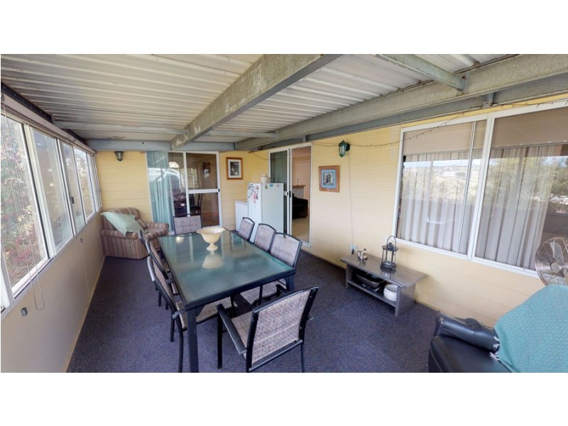 18 Tarcutta Street, Ladysmith NSW 2652