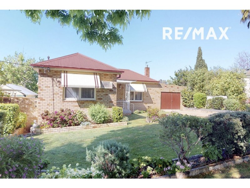 12 James Street, Kooringal NSW 2650