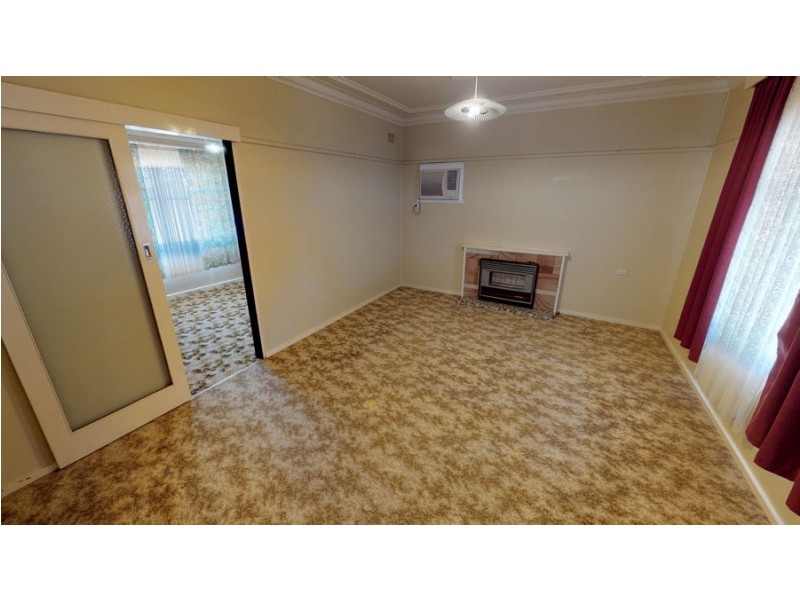 12 James Street, Kooringal NSW 2650