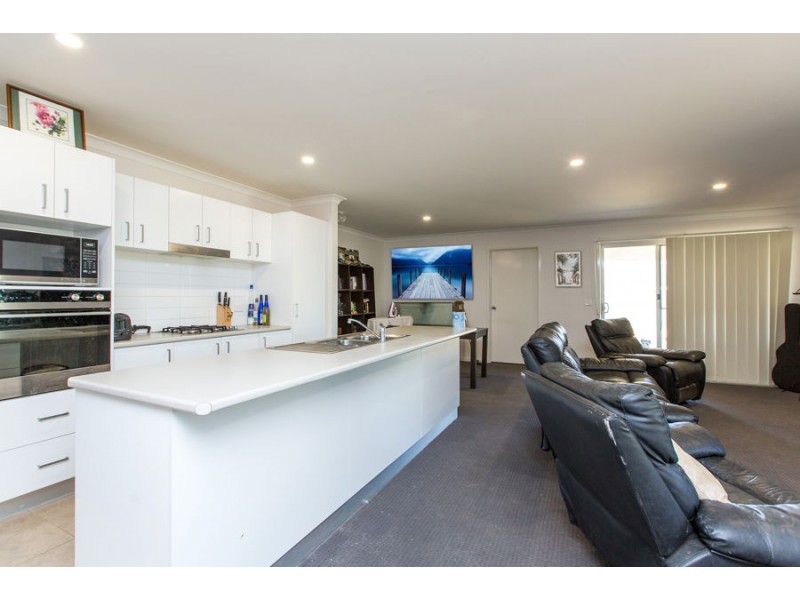 5 Beech Street, Forest Hill NSW 2651