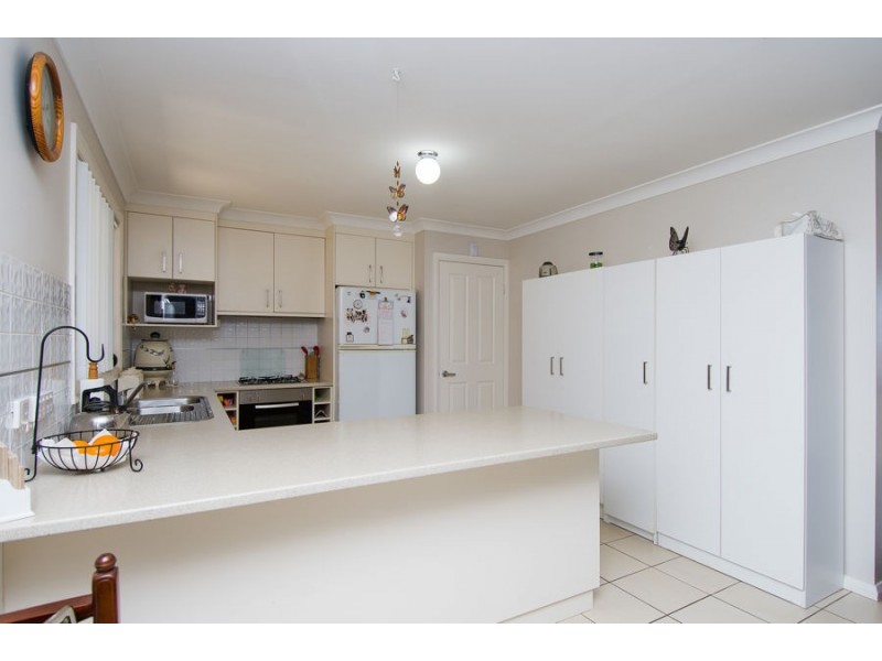 2 Wilton Street, Bourkelands NSW 2650