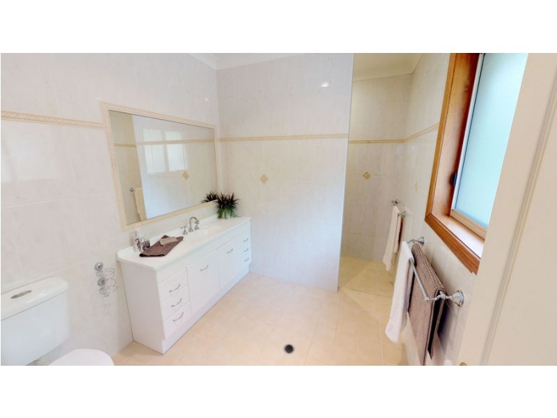 19 Atherton Crescent, Tatton NSW 2650