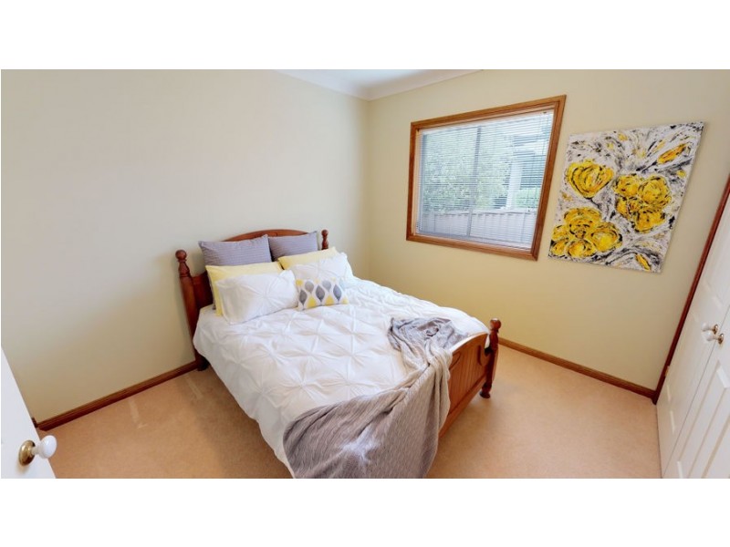 19 Atherton Crescent, Tatton NSW 2650
