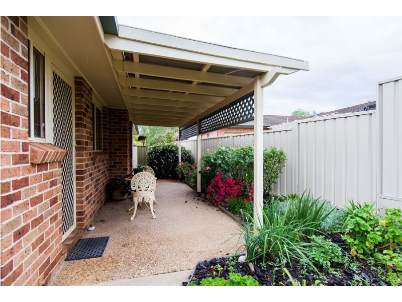 2/7 Barwon Place, Tatton NSW 2650