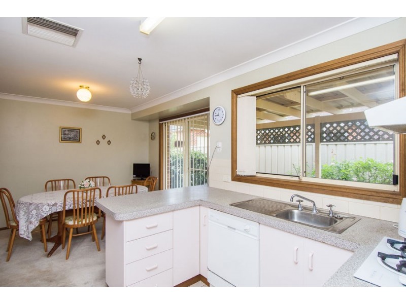 2/7 Barwon Place, Tatton NSW 2650