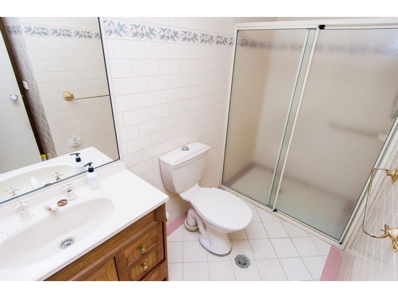 2/7 Barwon Place, Tatton NSW 2650