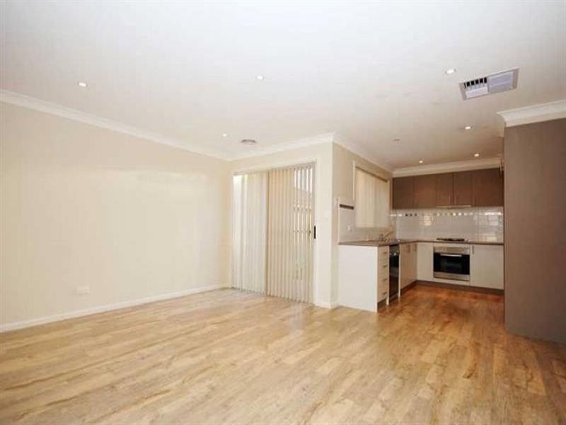 2/28 Dove Street, Wagga Wagga NSW 2650