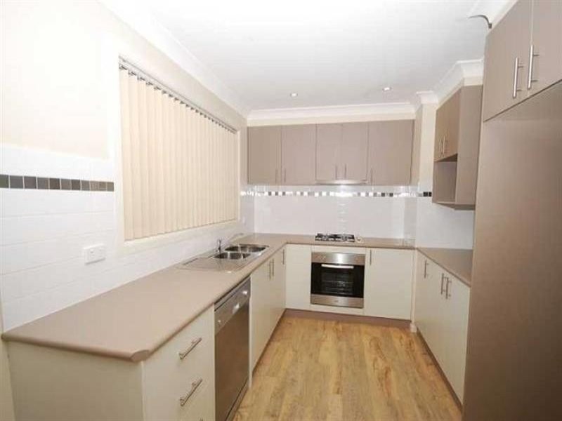 2/28 Dove Street, Wagga Wagga NSW 2650