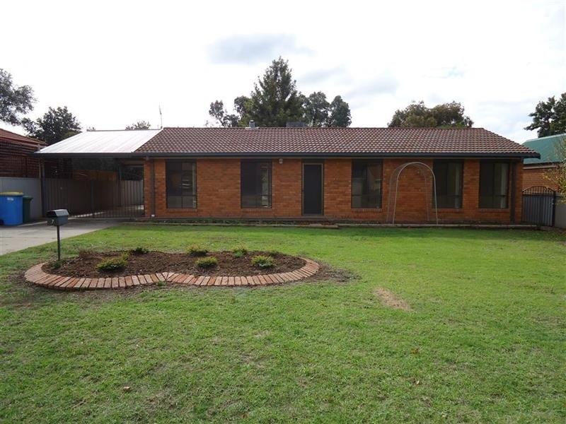7 Doman Street, Wagga Wagga NSW 2650