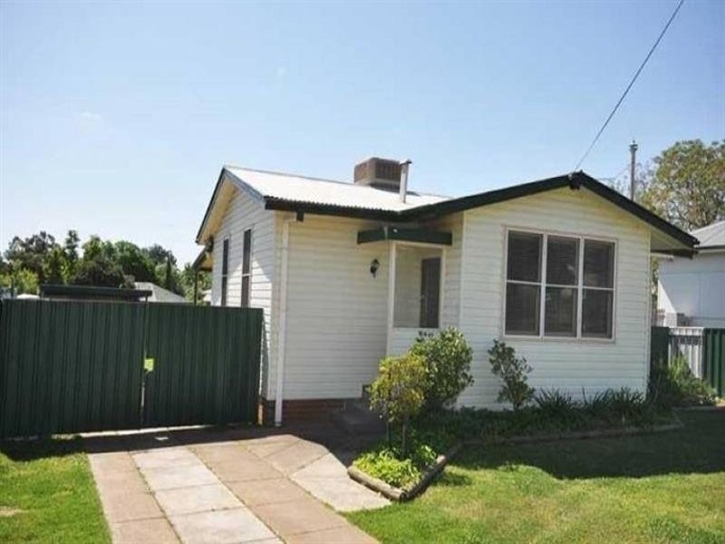6 Gowrie Parade, Wagga Wagga NSW 2650