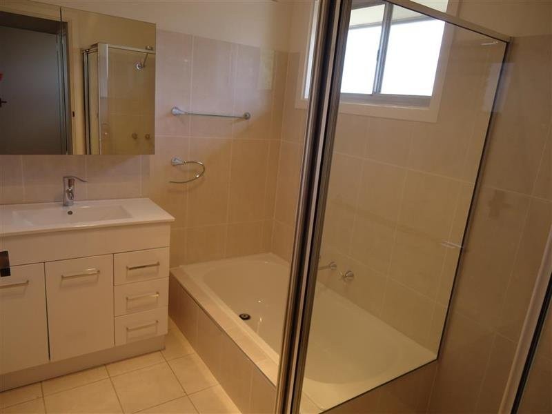 28 Cobb Street, Wagga Wagga NSW 2650