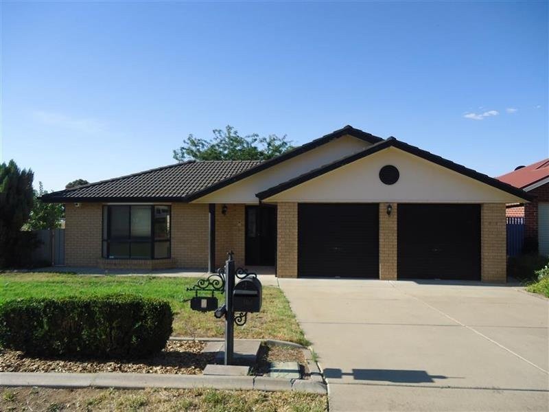 1 Hargrave Avenue, Wagga Wagga NSW 2650