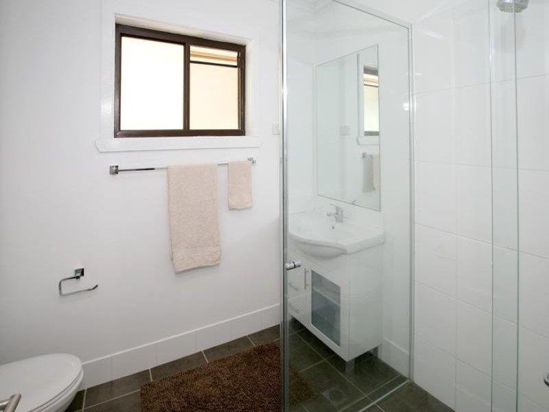 61 Red Hill Road, Wagga Wagga NSW 2650